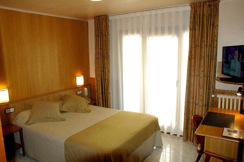 Hotel Univers Encamp Ngoại thất bức ảnh