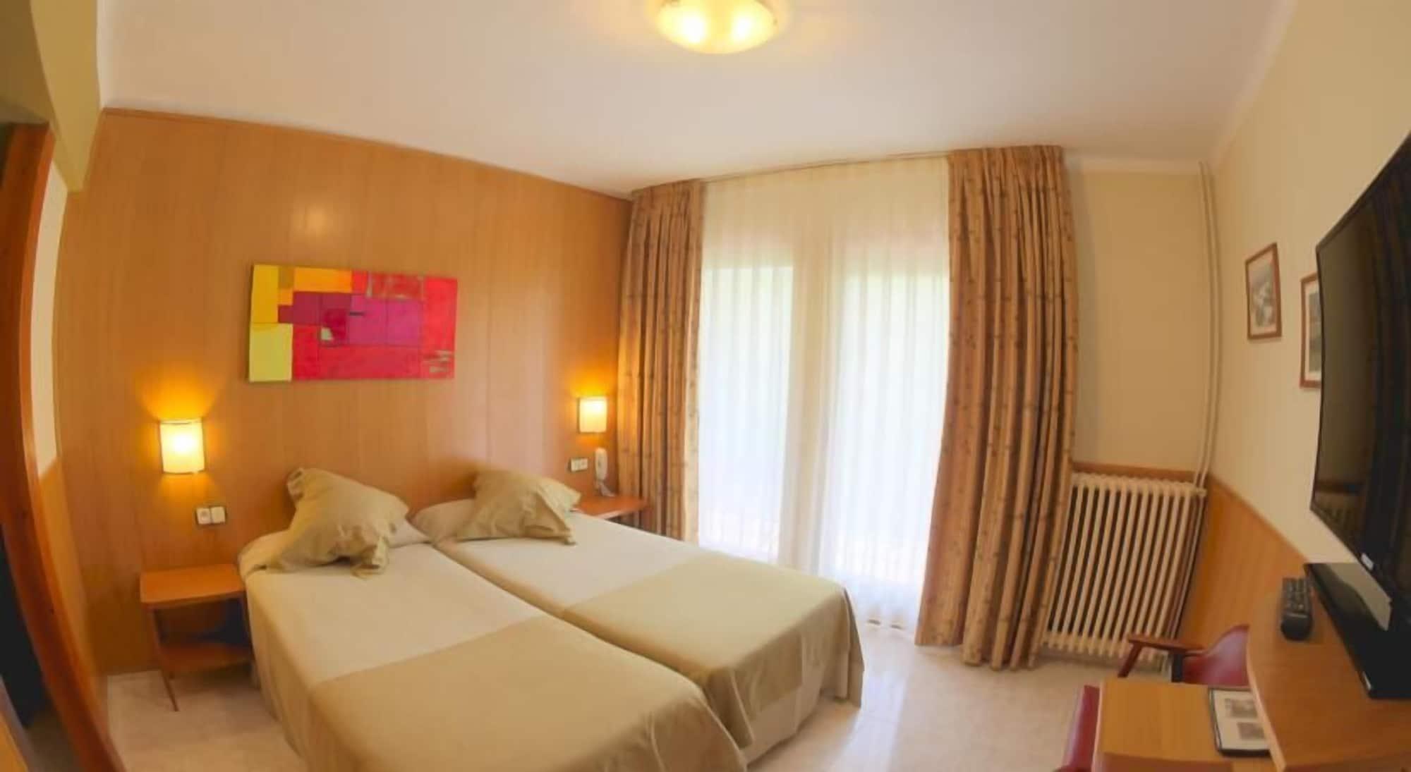 Hotel Univers Encamp Ngoại thất bức ảnh