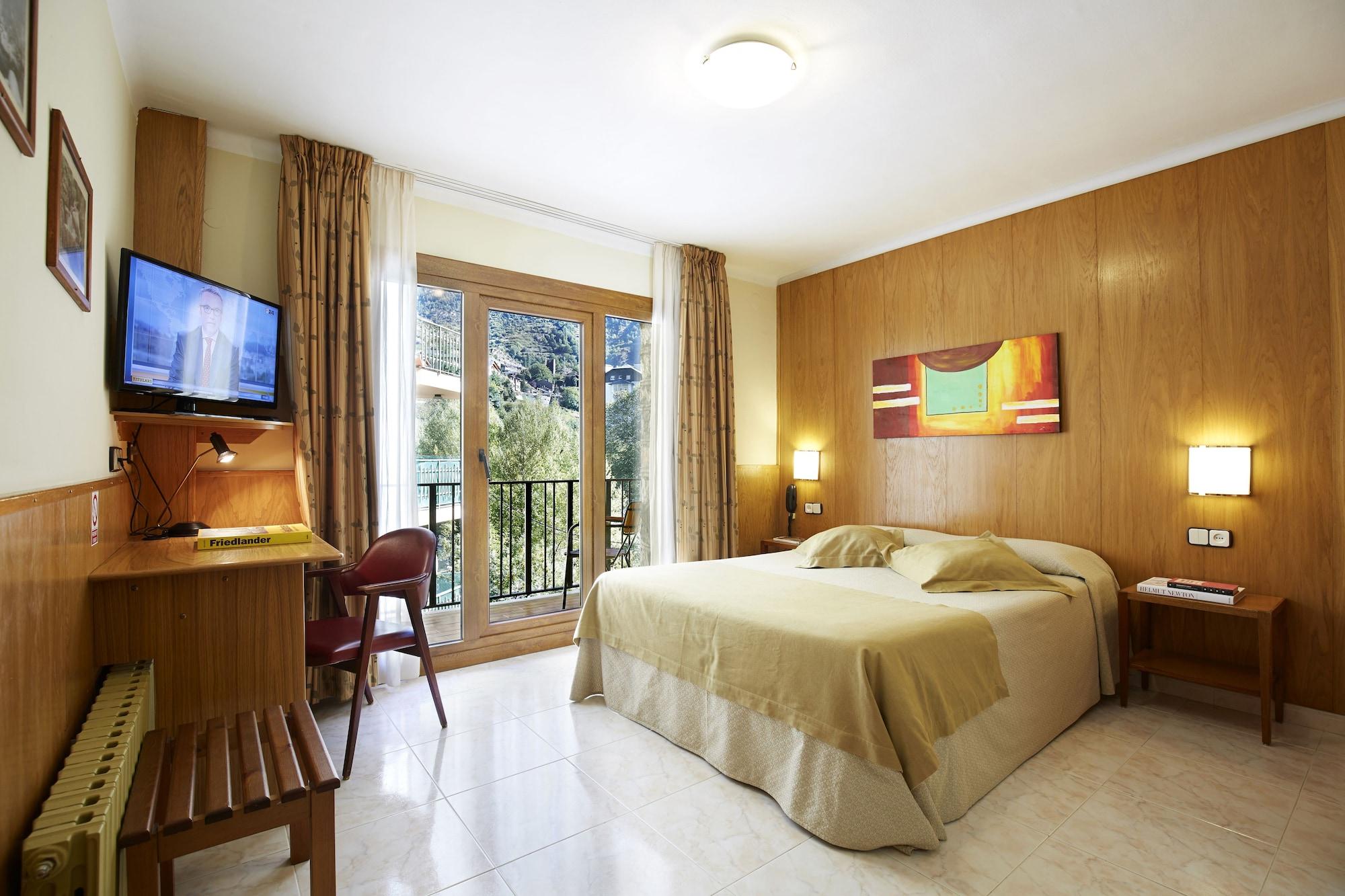 Hotel Univers Encamp Ngoại thất bức ảnh