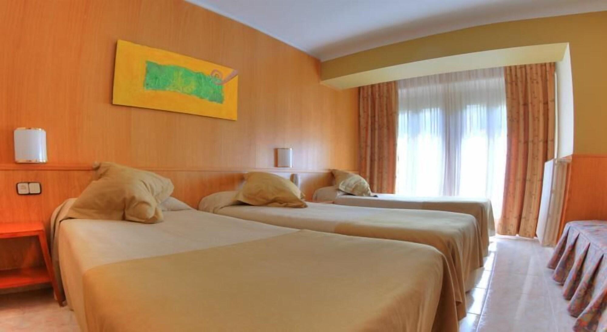 Hotel Univers Encamp Ngoại thất bức ảnh