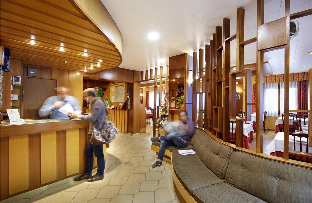 Hotel Univers Encamp Ngoại thất bức ảnh